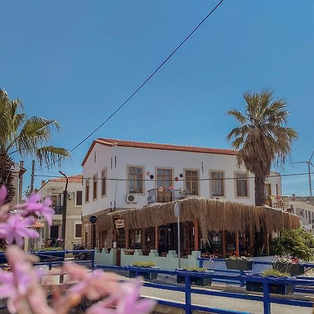Cesme Puerhayal Pansiyon ภายนอก รูปภาพ
