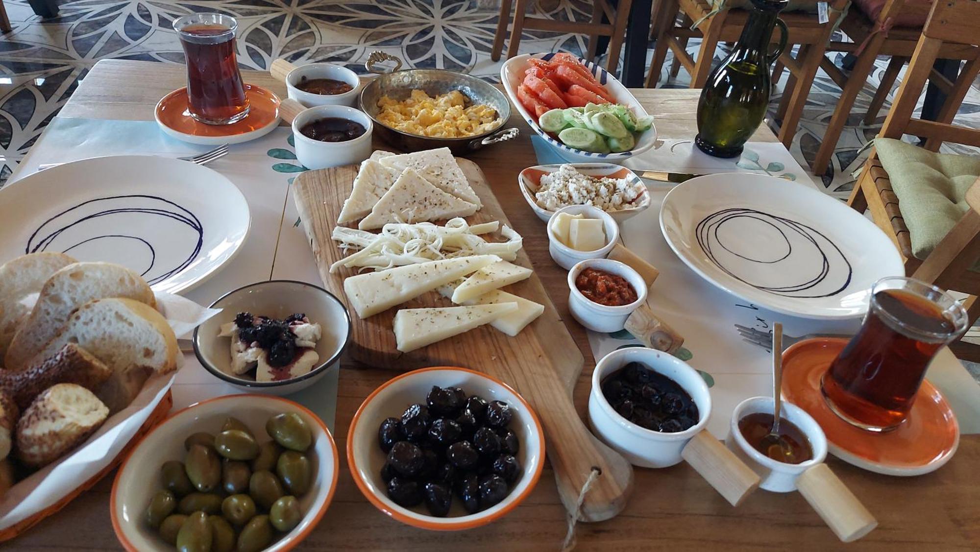 Cesme Puerhayal Pansiyon ภายนอก รูปภาพ