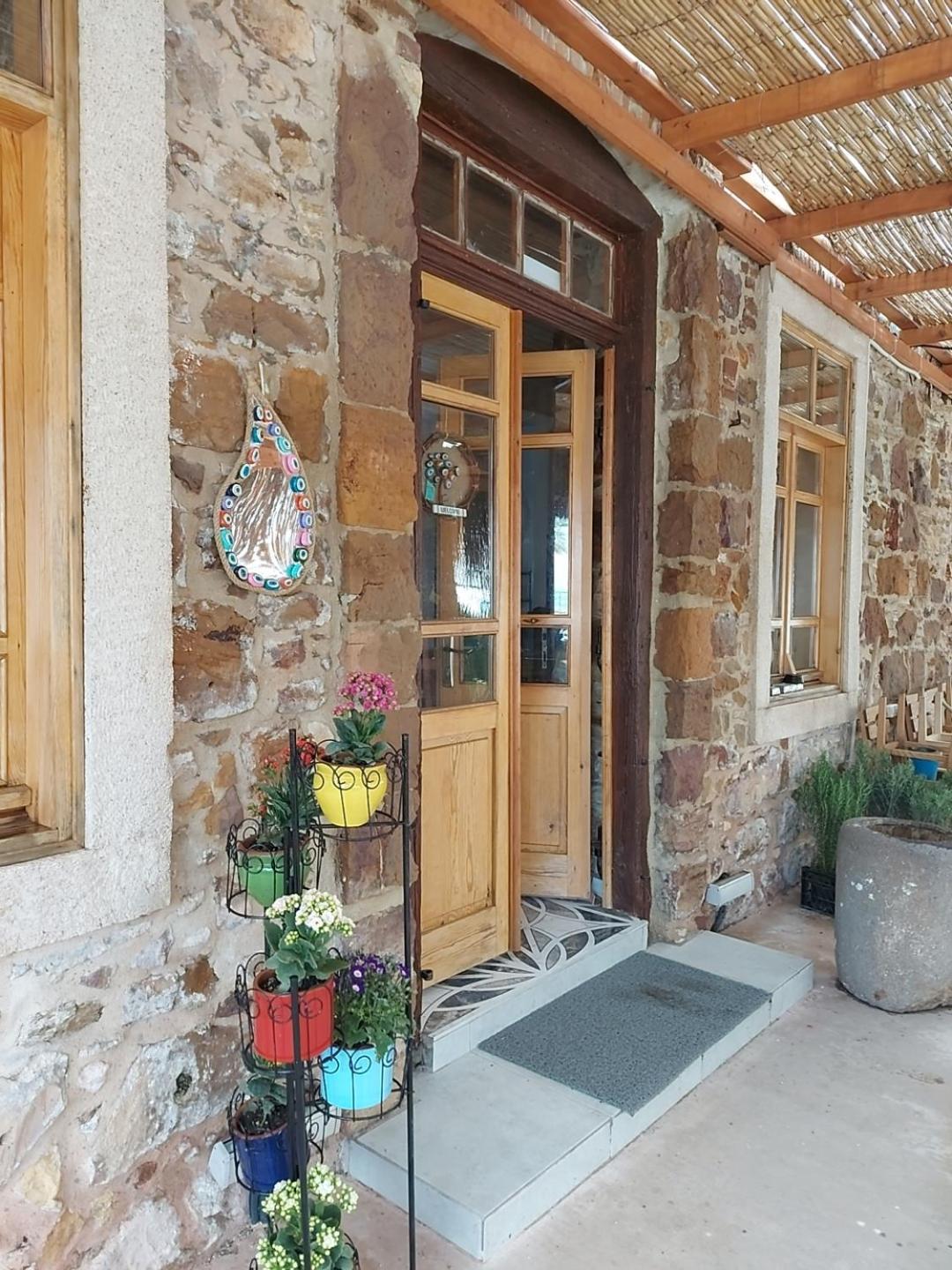 Cesme Puerhayal Pansiyon ภายนอก รูปภาพ