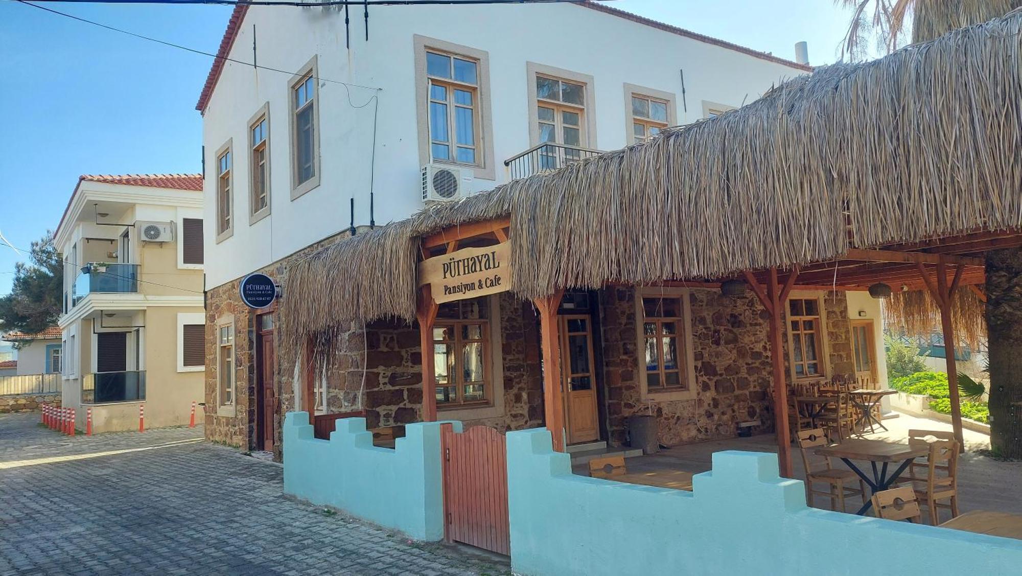 Cesme Puerhayal Pansiyon ภายนอก รูปภาพ