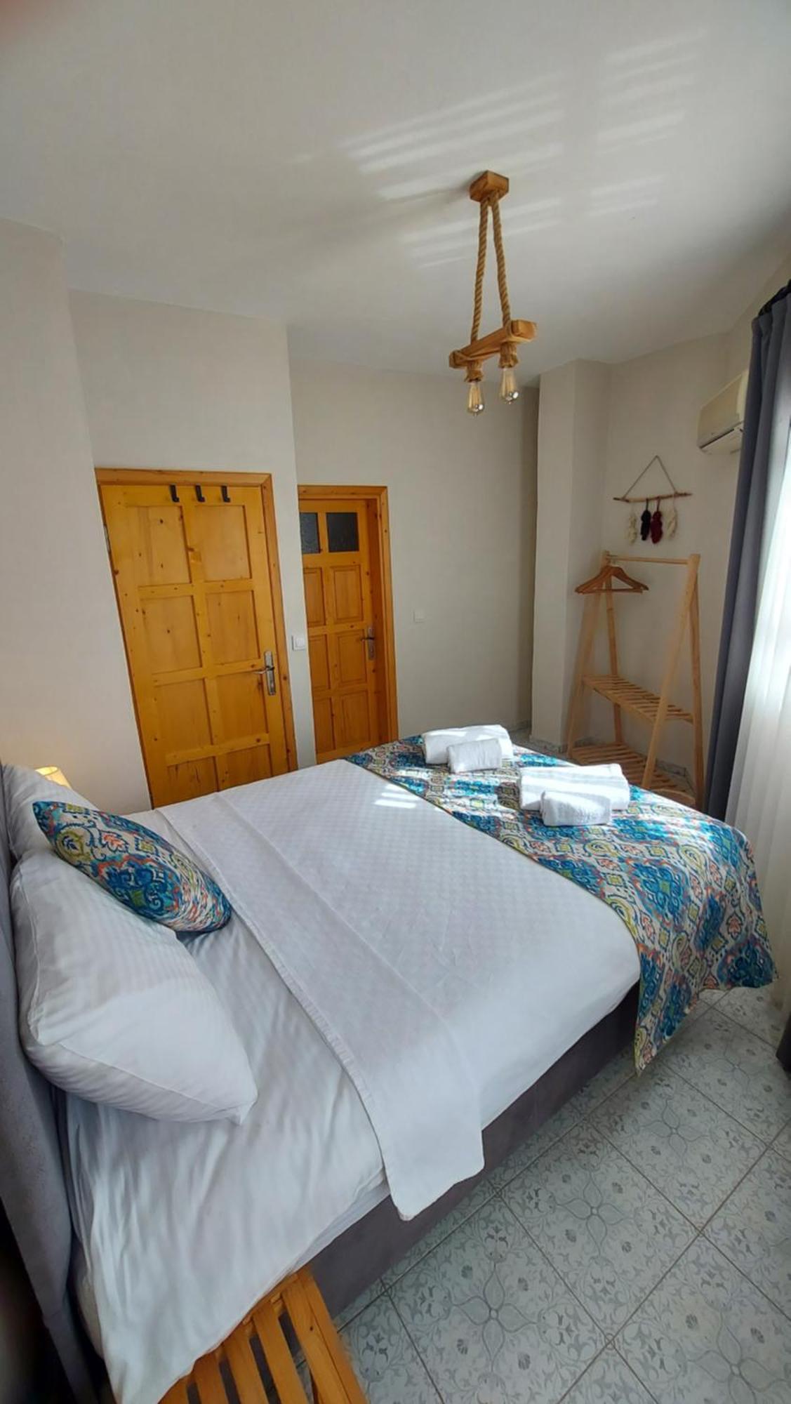 Cesme Puerhayal Pansiyon ภายนอก รูปภาพ
