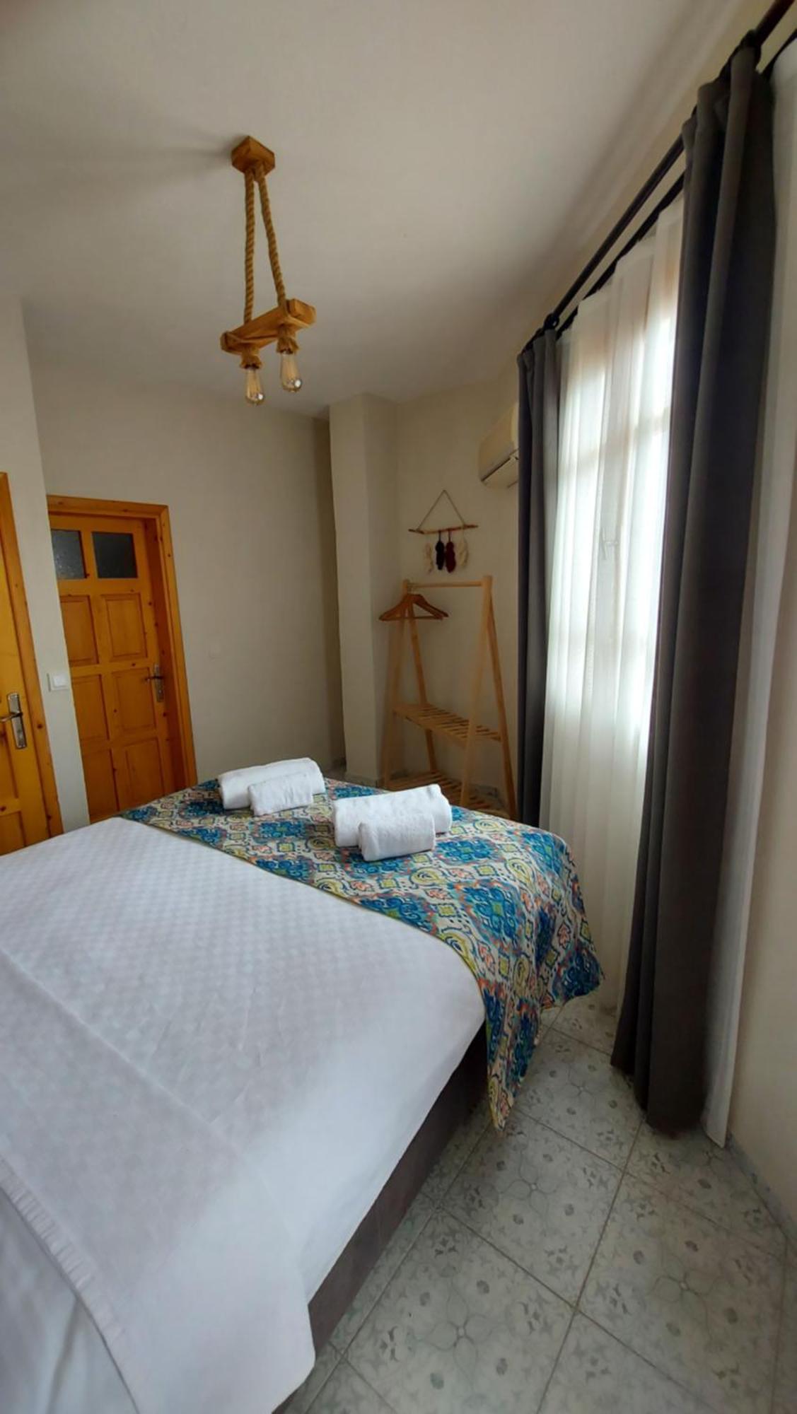 Cesme Puerhayal Pansiyon ภายนอก รูปภาพ