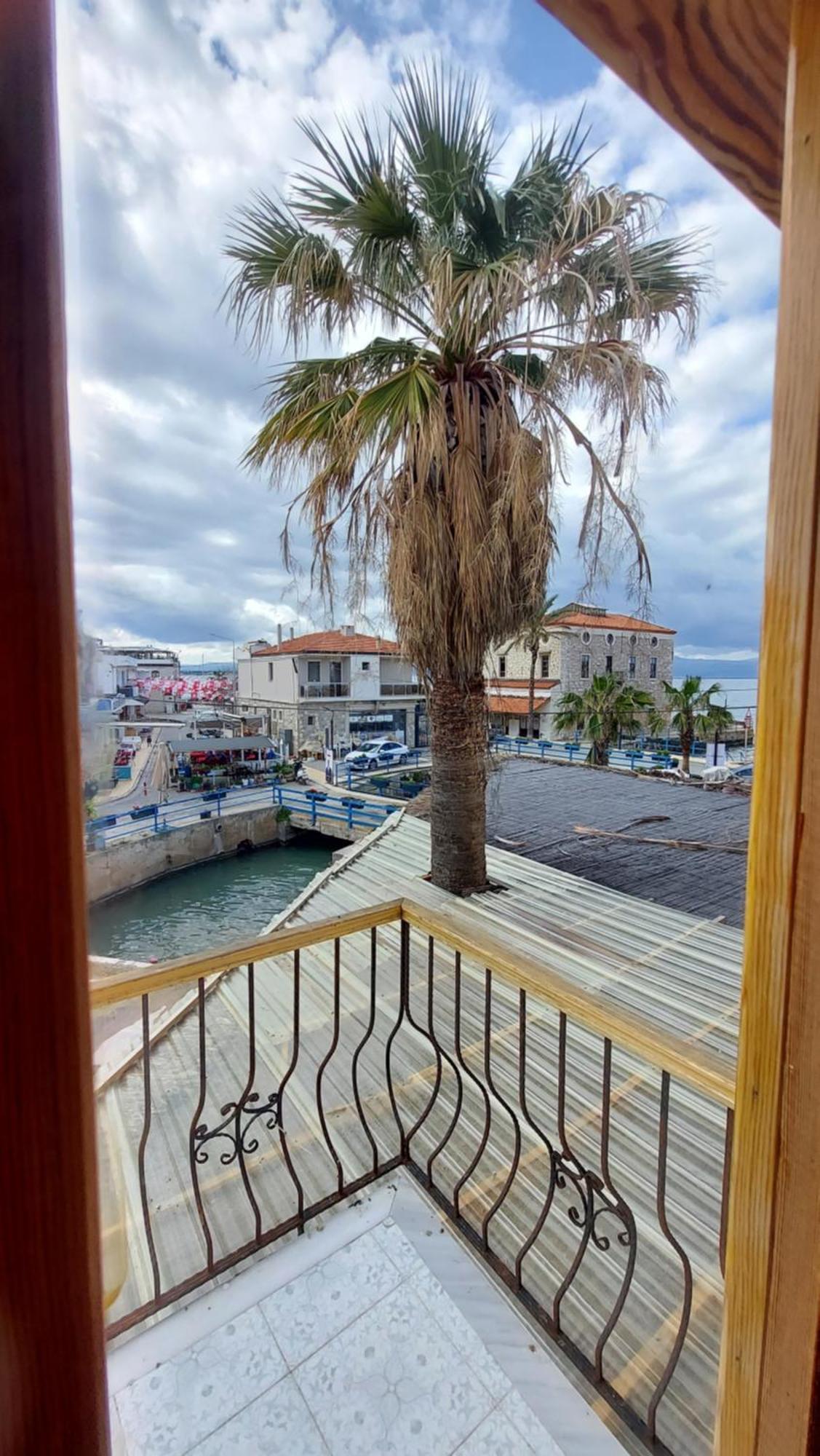 Cesme Puerhayal Pansiyon ภายนอก รูปภาพ