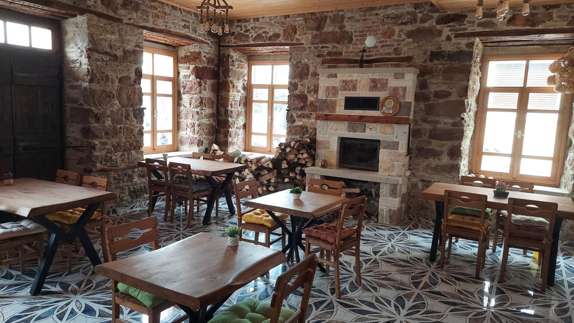 Cesme Puerhayal Pansiyon ภายนอก รูปภาพ